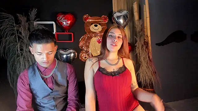 Snapshot of Nikki_and_Mayk chatting on 15, 2, 2025 Nikki and Mayk online show from 15, 2, 2025