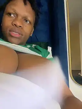 Boneca25 online show from 18, 2, 2025