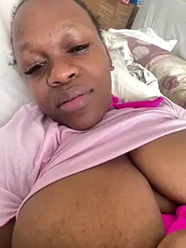 Boneca25 online show from 2, 3, 2025