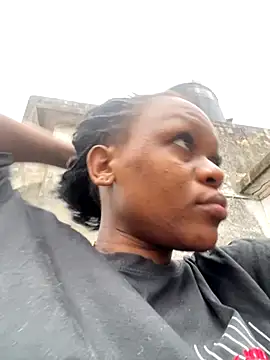 Boneca25 online show from 27, 11, 2025