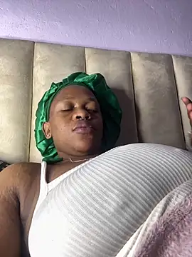 Snapshot of Boneca25 chatting on 16, 3, 2026 Boneca25 online show from 16, 3, 2026