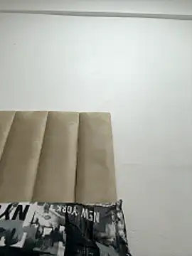 Snapshot of Boneca25 chatting on 7, 4, 2026 Boneca25 online show from 7, 4, 2026