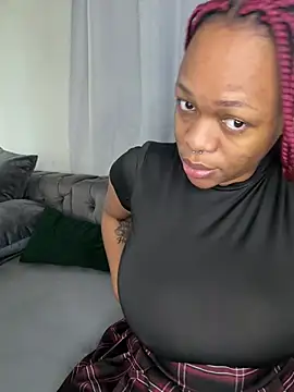 Snapshot of Boneca25 chatting on 3, 7, 2026 Boneca25 online show from 3, 7, 2026