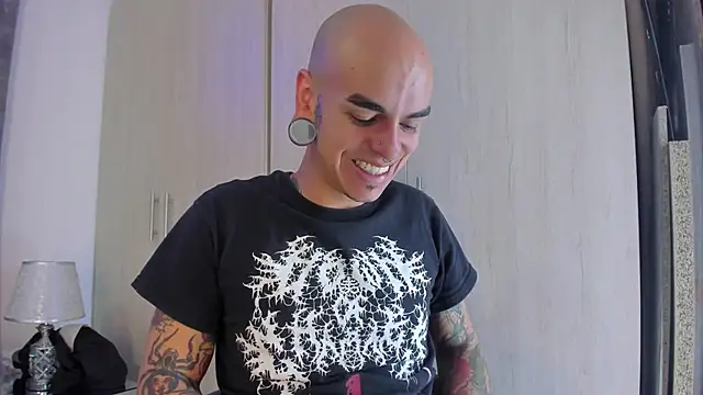 Snapshot of kaletattoo chatting on 29, 1, 2025 kaletattoo online show from 29, 1, 2025
