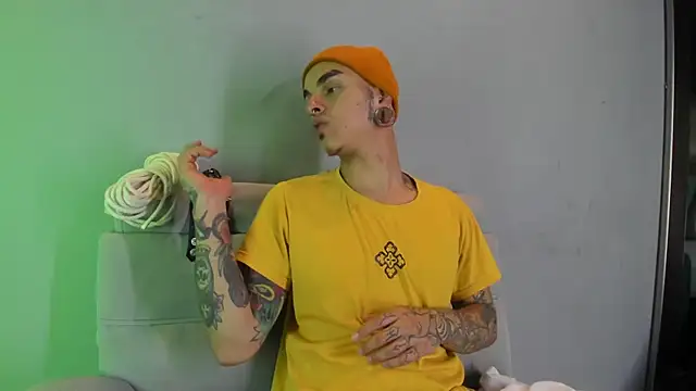 Snapshot of kaletattoo chatting on 22, 2, 2025 kaletattoo online show from 22, 2, 2025