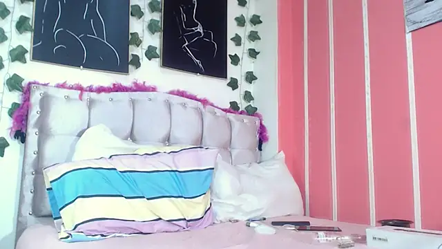 Snapshot of annyevans_1 chatting on 3, 3, 2025 annyevans 1 online show from 3, 3, 2025