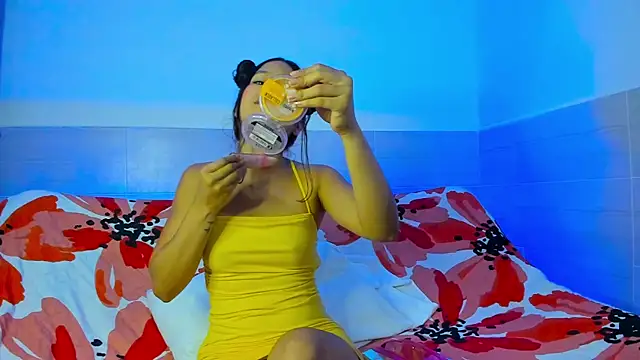 Ximena  1 online show from 18, 2, 2025