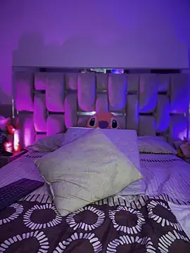 Ximena  1 online show from 3, 2, 2026