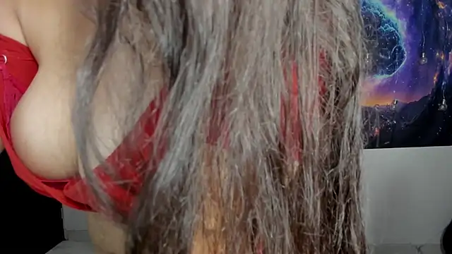 Snapshot of Little_Shaara chatting on 8, 2, 2025 Little Shaara online show from 8, 2, 2025