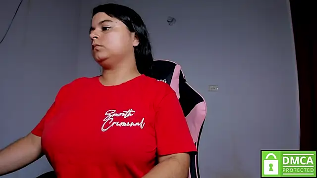 Snapshot of Little_Shaara chatting on 3, 11, 2025 Little Shaara online show from 3, 11, 2025