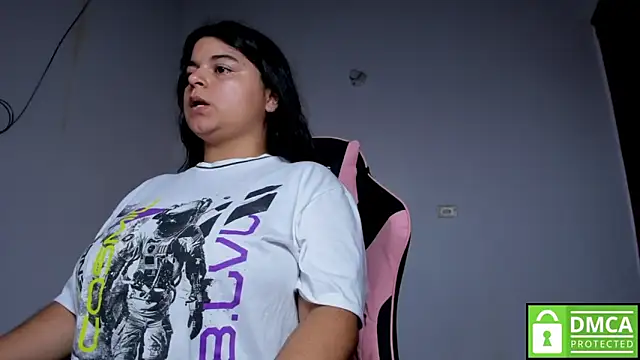 Snapshot of Little_Shaara chatting on 27, 11, 2025 Little Shaara online show from 27, 11, 2025