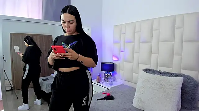 Ariana rouse online show from 15, 9, 2025