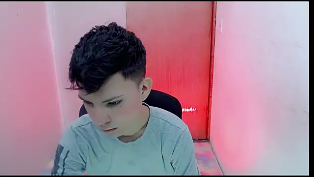 Snapshot of Alexxx_lov chatting on 15, 2, 2025 Alexxx lov online show from 15, 2, 2025