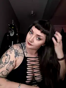 Snapshot of goblingirl888 chatting on 19, 11, 2025 goblingirl888 online show from 19, 11, 2025