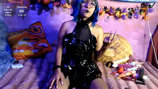 Sharkyu1 online show from 16, 10, 2025