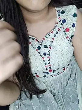 Snapshot of JANVI_MISHRA1 chatting on 7, 4, 2026 JANVI MISHRA1 online show from 7, 4, 2026