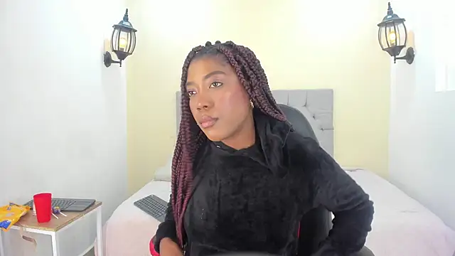 Snapshot of Dakkota_Fox chatting on 12, 11, 2025 Dakkota Fox online show from 12, 11, 2025