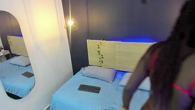 Snapshot of Dakkota_Fox chatting on 20, 11, 2025 Dakkota Fox online show from 20, 11, 2025