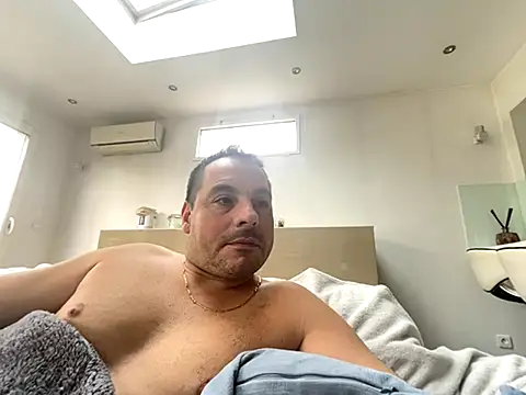 justeqqun online show from 11, 11, 2025