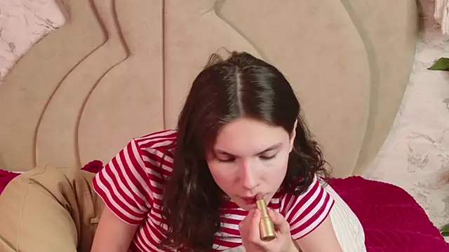 GIGI DAV online show from 10, 2, 2025