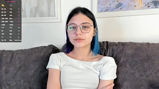 Snapshot of DarelleFare chatting on 18, 2, 2025 DarelleFare online show from 18, 2, 2025