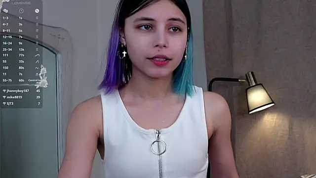 Snapshot of DarelleFare chatting on 11, 3, 2025 DarelleFare online show from 11, 3, 2025