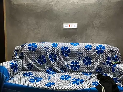Snapshot of HomeCum chatting on 5, 4, 2026 HomeCum online show from 5, 4, 2026