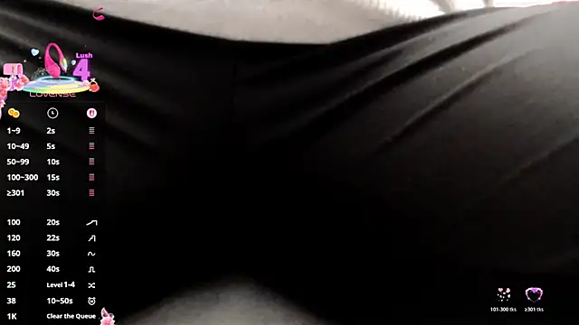 Wetandnaughtyxx online show from 21, 10, 2025