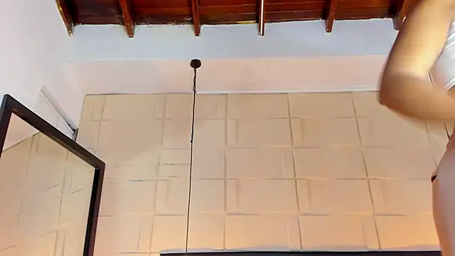 SamanthaMilann online show from 18, 2, 2025