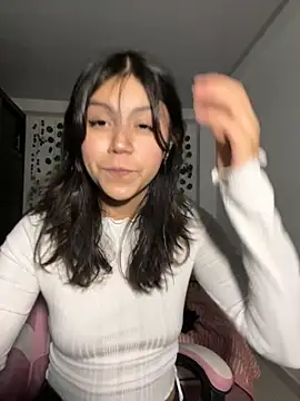 Snapshot of LiLy_kIndly chatting on 16, 11, 2025 LiLy kIndly online show from 16, 11, 2025