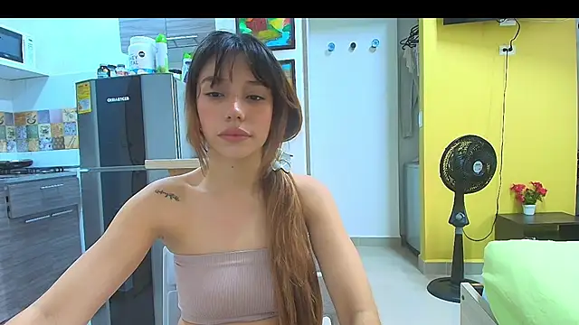Snapshot of Alaiapink chatting on 20, 7, 2026 Alaiapink online show from 20, 7, 2026