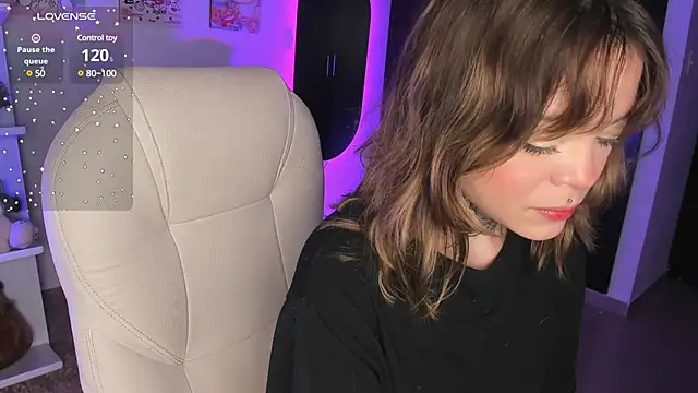 Snapshot of sabrinamoonie chatting on 25, 2, 2025 sabrinamoonie online show from 25, 2, 2025