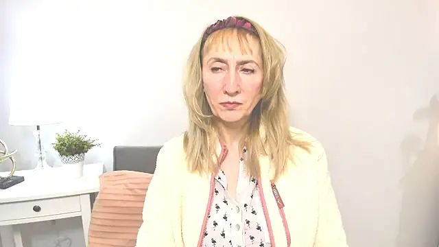 MargaretMilf69 online show from 17, 3, 2025