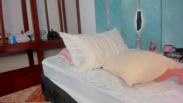 Annita001 online show from 2, 12, 2025