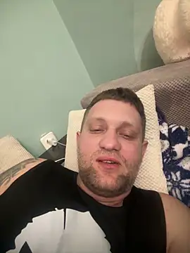 Snapshot of adelin20 chatting on 14, 3, 2026 adelin20 online show from 14, 3, 2026