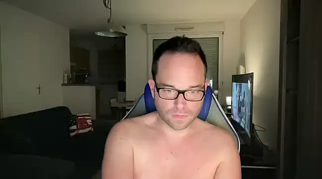 Funnyjul31 online show from 28, 1, 2025