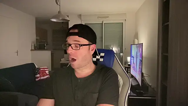 Funnyjul31 online show from 30, 1, 2025