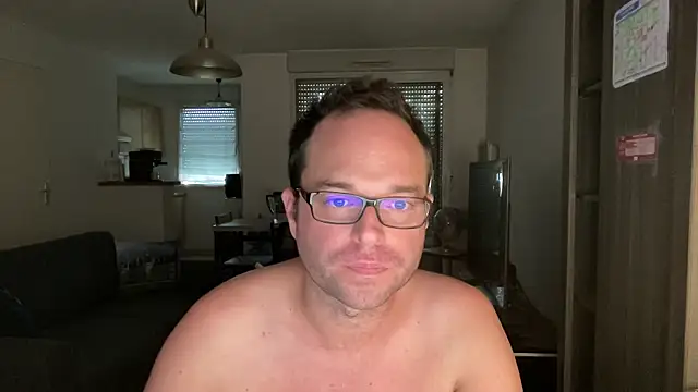 Funnyjul31 online show from 28, 9, 2025