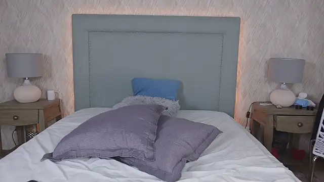 MillaBlis online show from 3, 3, 2025