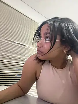 Snapshot of my_cam chatting on 13, 3, 2025 my cam online show from 13, 3, 2025