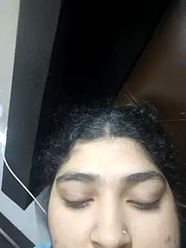 Snapshot of naina78910 chatting on 17, 12, 2025 naina78910 online show from 17, 12, 2025