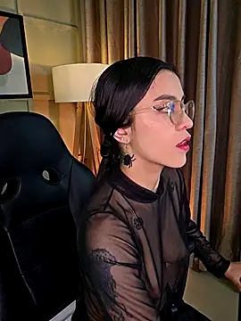 nina  dixon online show from 16, 9, 2025