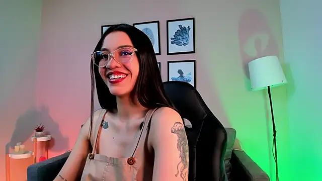 nina  dixon online show from 1, 10, 2025