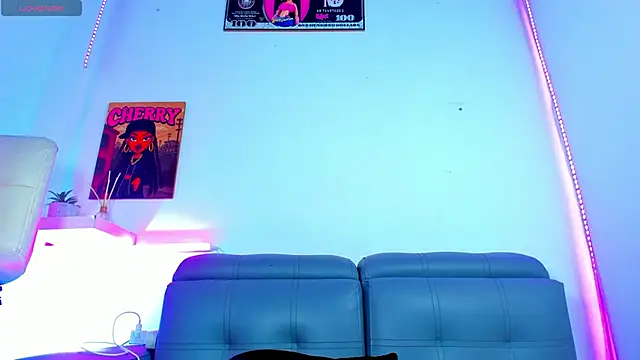 Snapshot of Cherry_splash chatting on 5, 11, 2025 Cherry splash online show from 5, 11, 2025