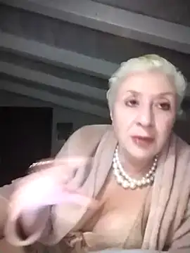 divinaerotica online show from 1, 3, 2025