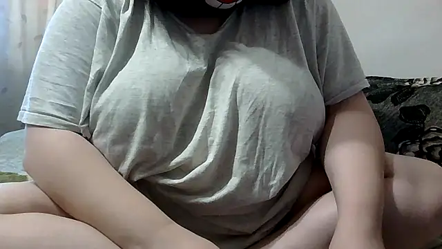 ChubbyCharm online show from 8, 3, 2025