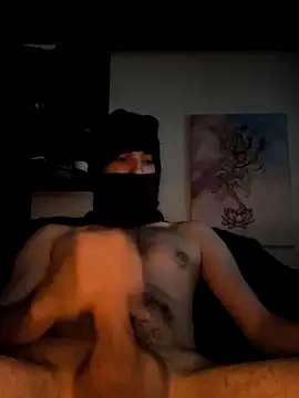 Snapshot of YounGboy212 chatting on 4, 2, 2025 YounGboy212 online show from 4, 2, 2025