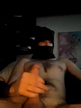 Snapshot of YounGboy212 chatting on 4, 2, 2025 YounGboy212 online show from 4, 2, 2025