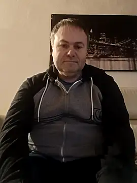 Pourleplasirs online show from 15, 2, 2025