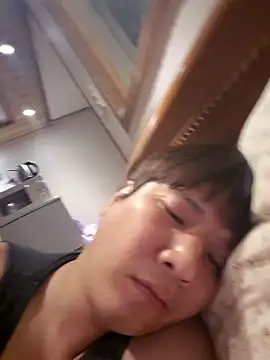 Snapshot of Tyyyggjju chatting on 24, 11, 2025 Tyyyggjju online show from 24, 11, 2025